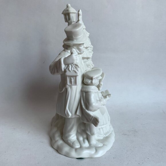 Department 56 ? Winter Silhouette Carolers Porcelain Music Box AS IS - Picture 2 of 8